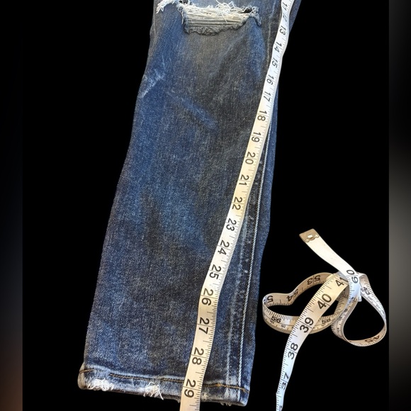 Hudson Lana Mid-Rise Distressed Slim Boyfriend Jeans, size 28 - Picture 3 of 8